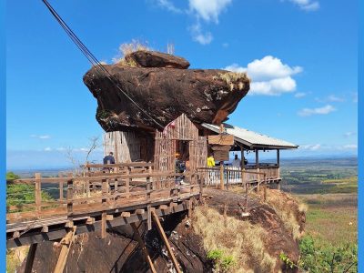 กรมทางหลวงชนบท ชวนสัมผัสเสน่ห์แดนอีสาน "ภูทอก" สักการะแหล่งพระธรรม จ.บึงกาฬ