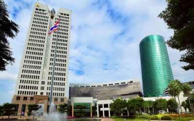 ”ปตท.-โออาร์“ สนองนโยบายรัฐ ตรึงราคาน้ำมัน 15 วัน