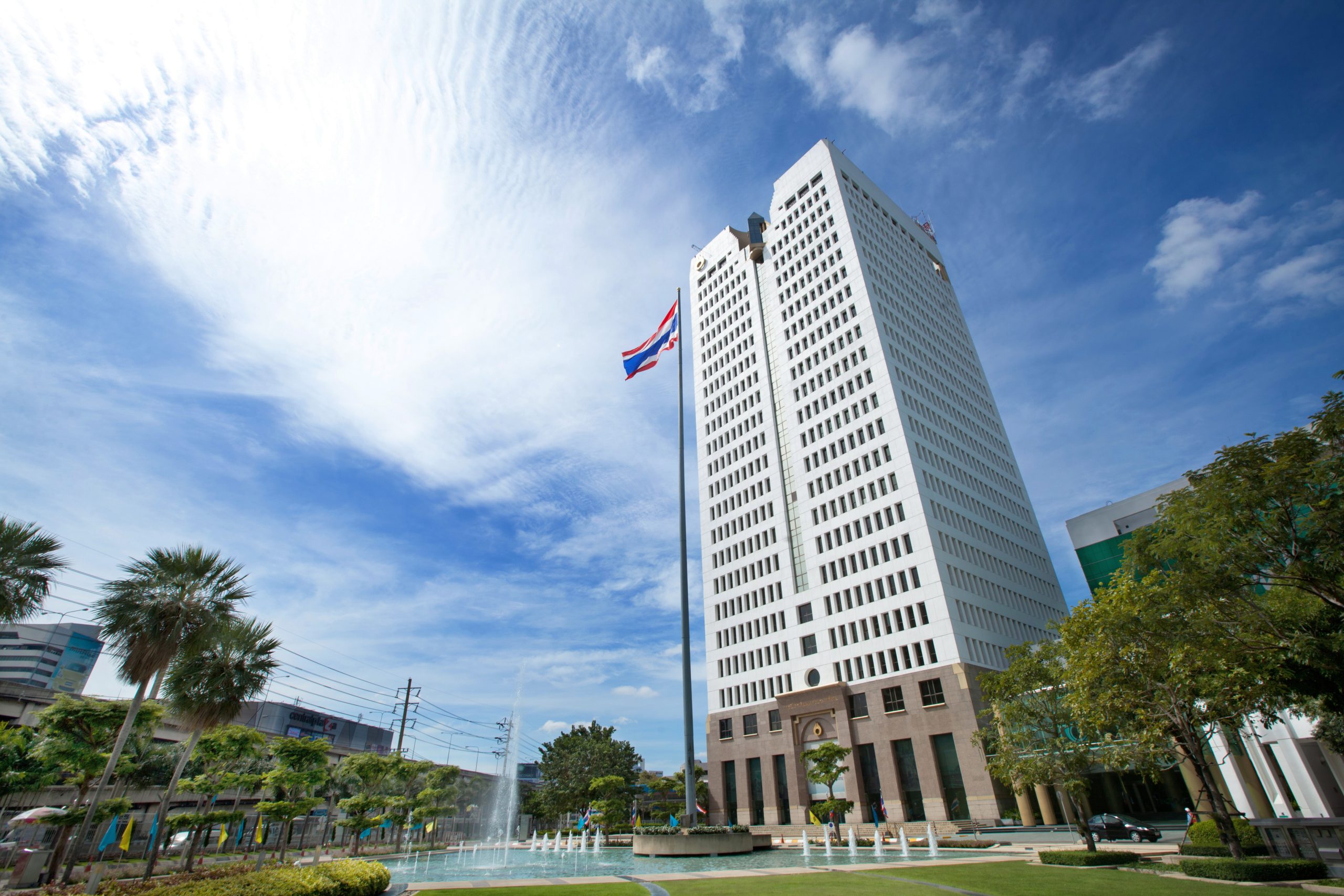 ปตท. ยืนยัน “ป้องกันไม่ขาดน้ำมัน” แบกรับต้นทุนจัดหา ต้นทุนการเงิน บริหารความเสี่ยง รักษาความมั่นคงพลังงาน