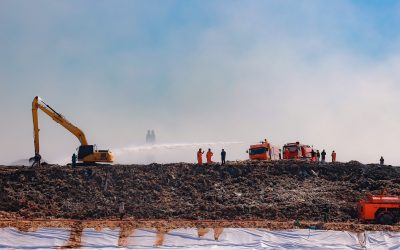 “สรรเพชญ” ติดตามเหตุไฟไหม้บ่อขยะเกาะแต้ว ระดมทุกภาคส่วนเร่งควบคุมเพลิง